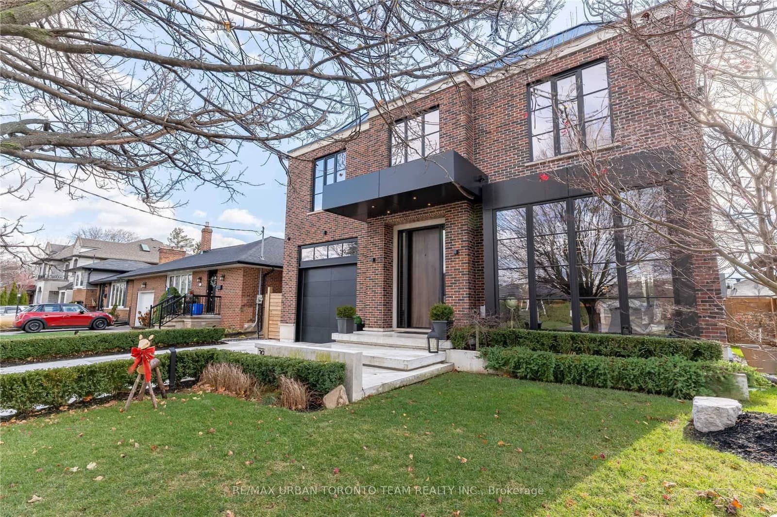 39 Cardigan Road - Image 1
