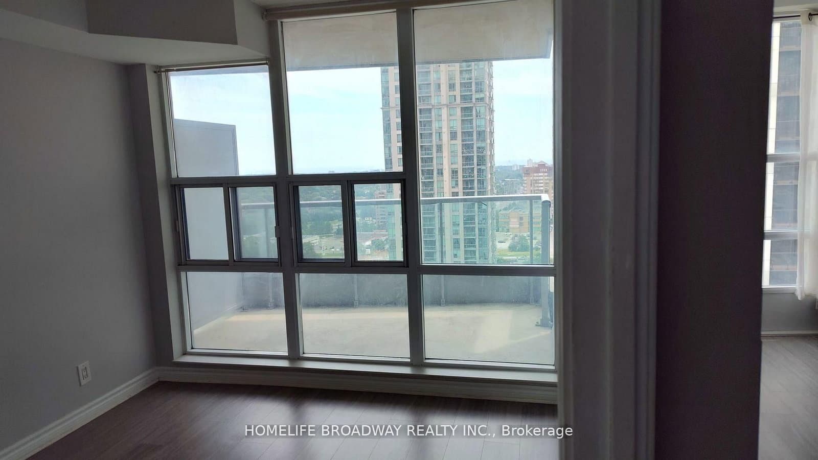 33 Elm Drive W, Unit 1802 thumbnail 7