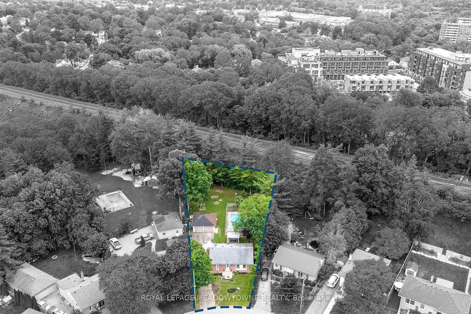 46 Hewson Crescent thumbnail 3