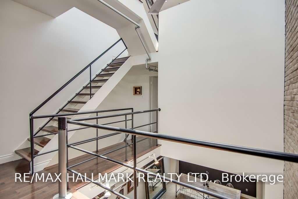 6 Bartlett Avenue, Unit 7 thumbnail 15