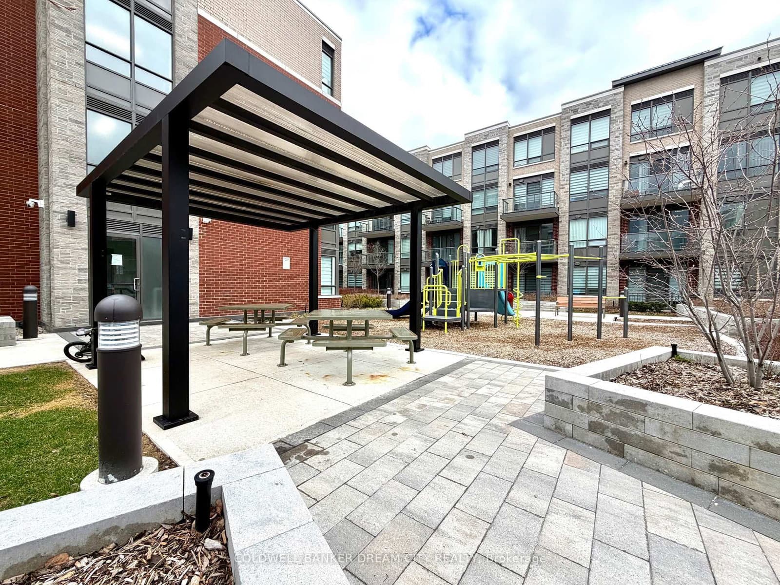 95 Attmar Drive, Unit 113 thumbnail 20