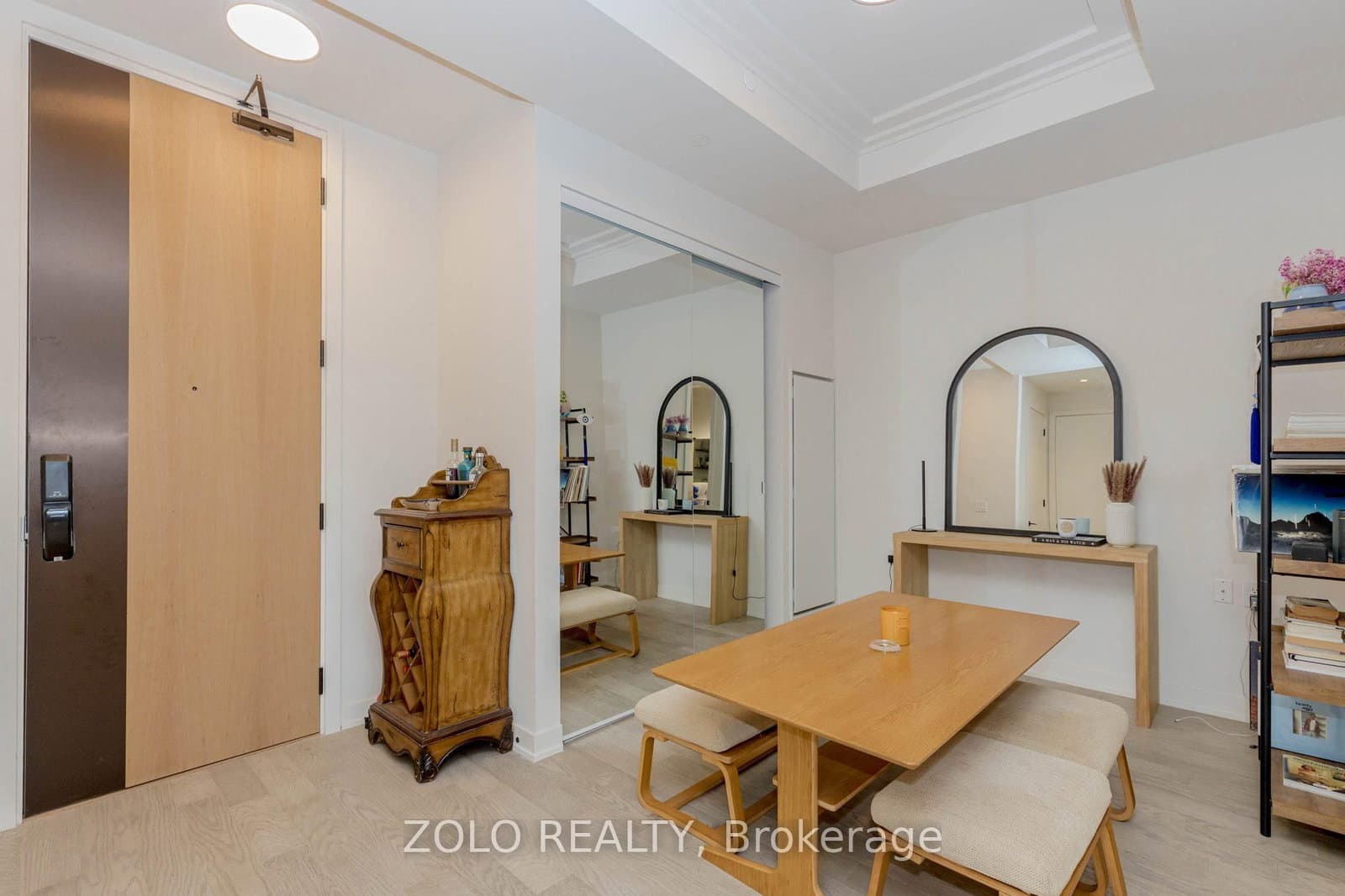 123 Maurice Drive, Unit 208 thumbnail 8