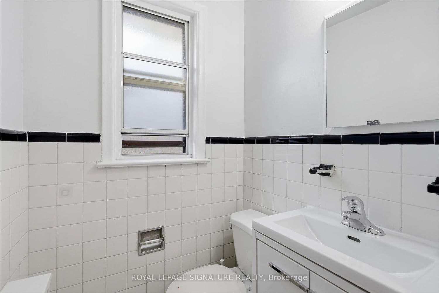 46 Albert Avenue, Unit 5 thumbnail 19