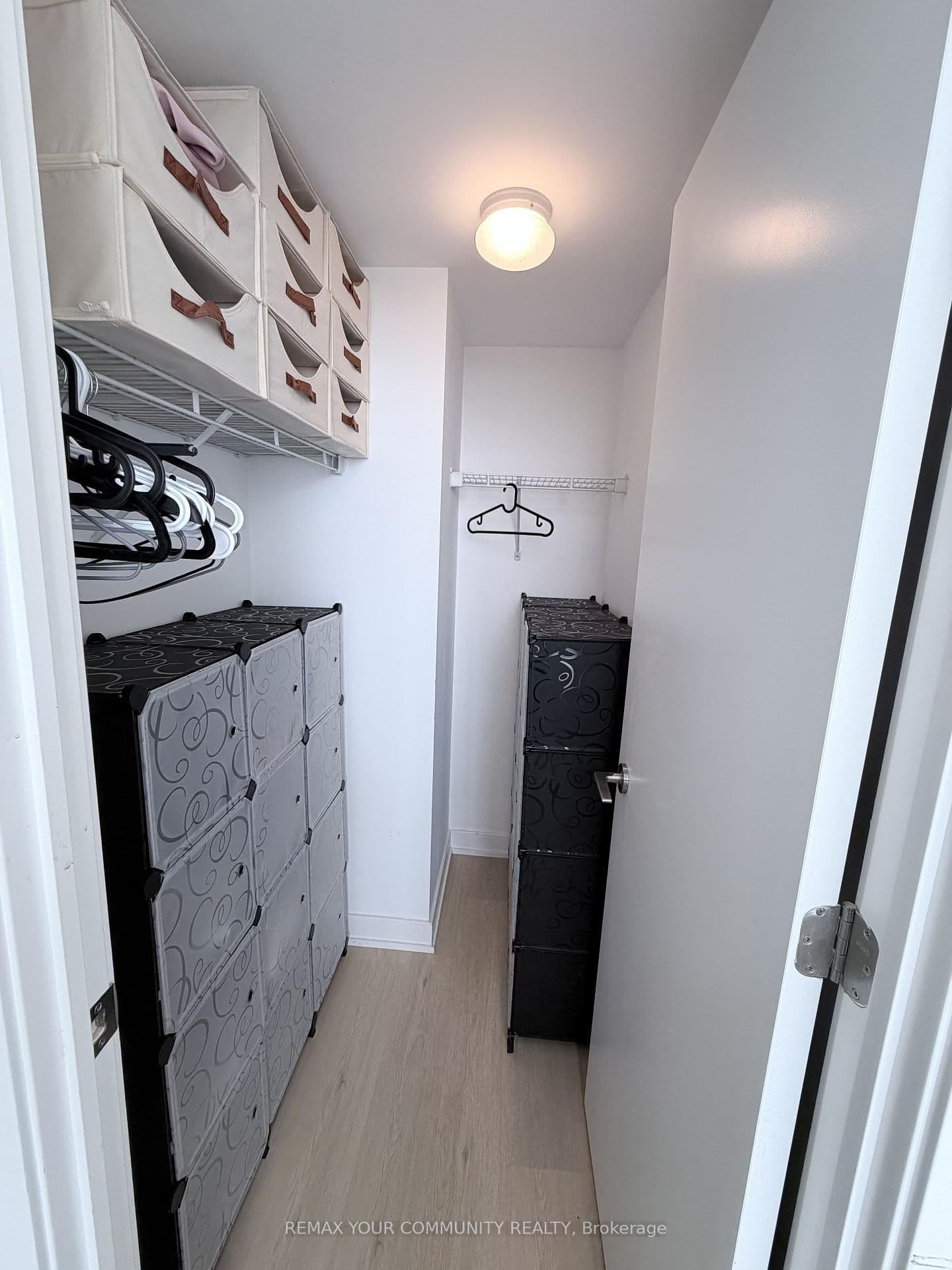 2220 Lakeshore Boulevard, Unit PH2 thumbnail 14