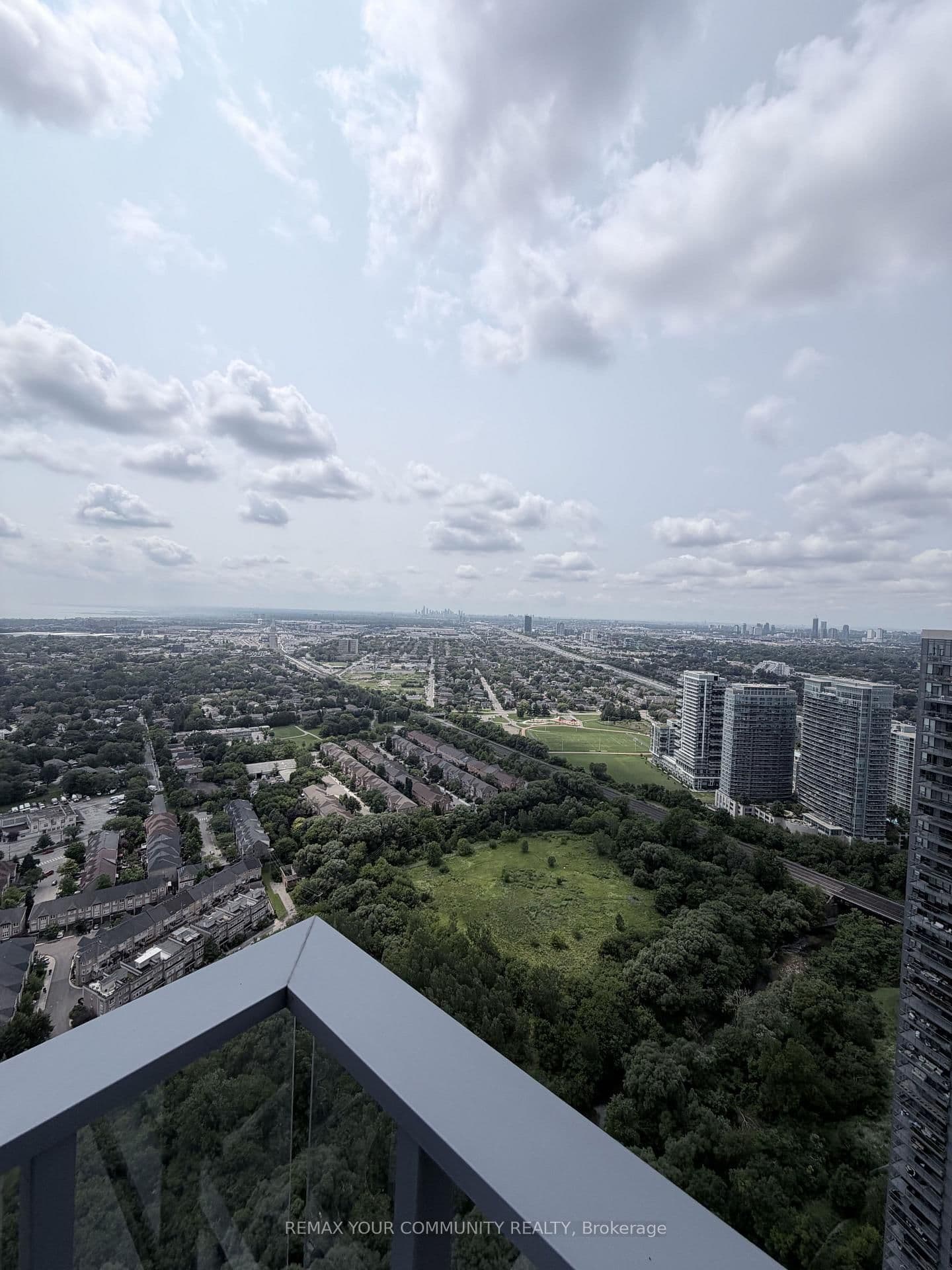 2220 Lakeshore Boulevard, Unit PH2 thumbnail 22