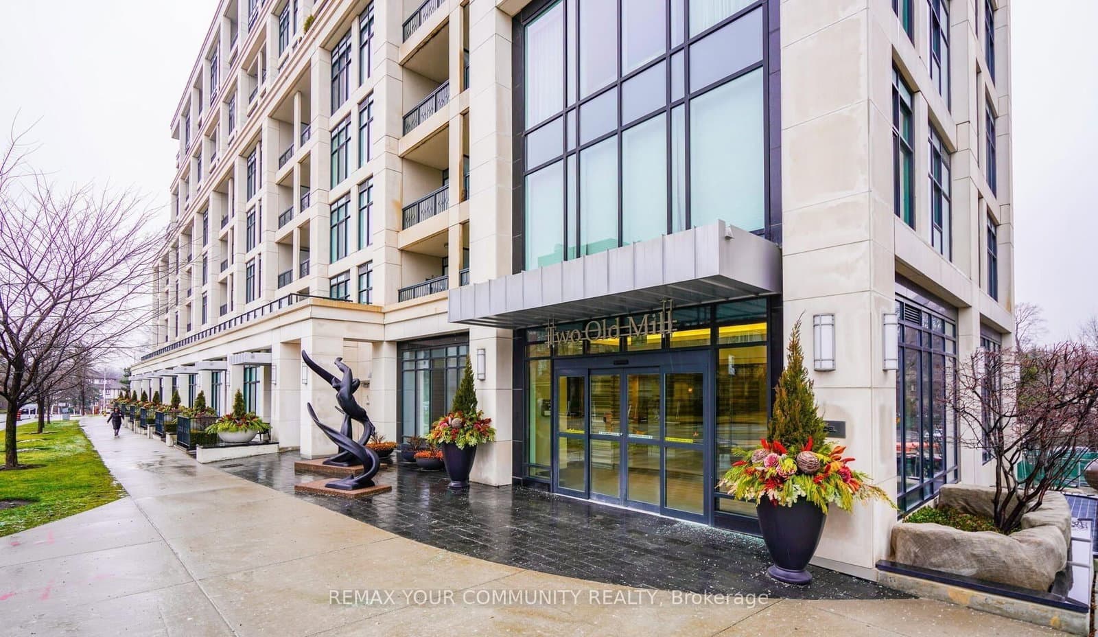2 Old Mill Drive, Unit 423 - Image 1