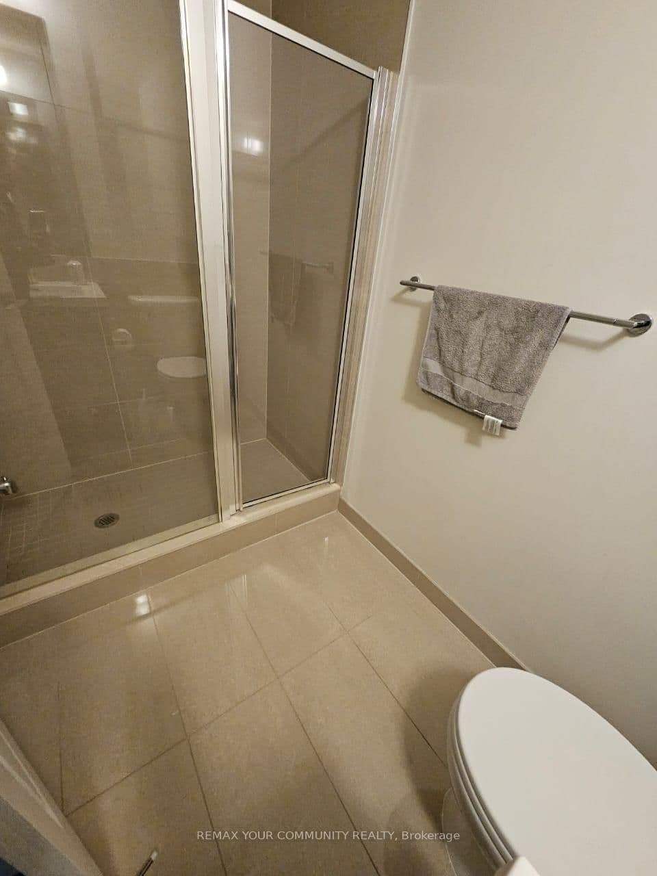 2 Old Mill Drive, Unit 423 thumbnail 16
