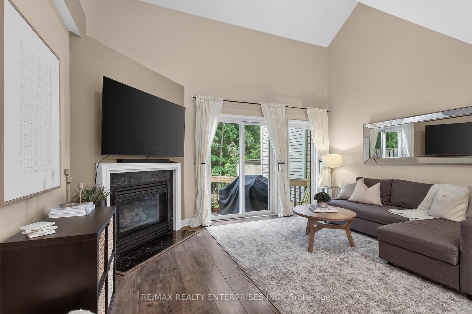 2110 Cleaver Avenue, Unit 219 thumbnail 12