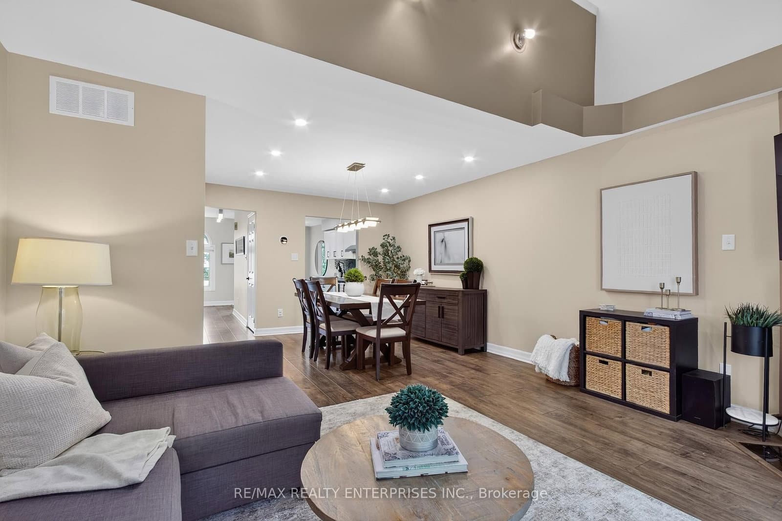 2110 Cleaver Avenue, Unit 219 thumbnail 14