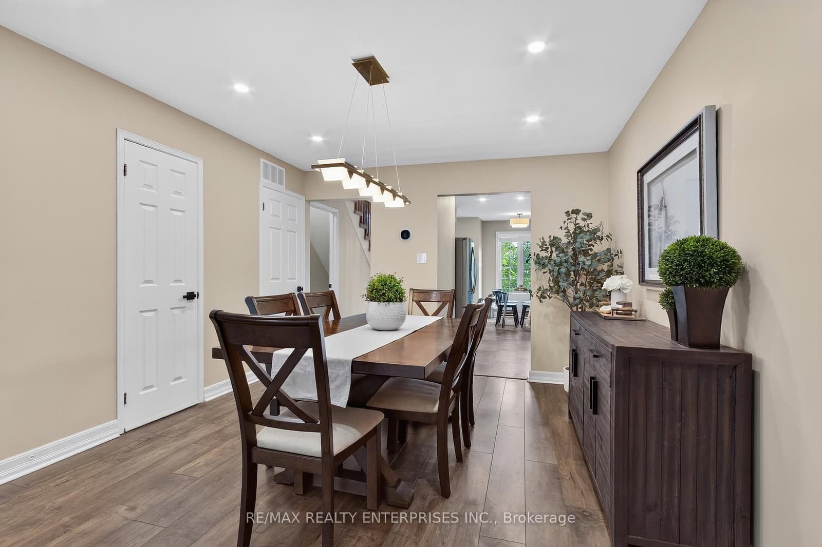 2110 Cleaver Avenue, Unit 219 thumbnail 17