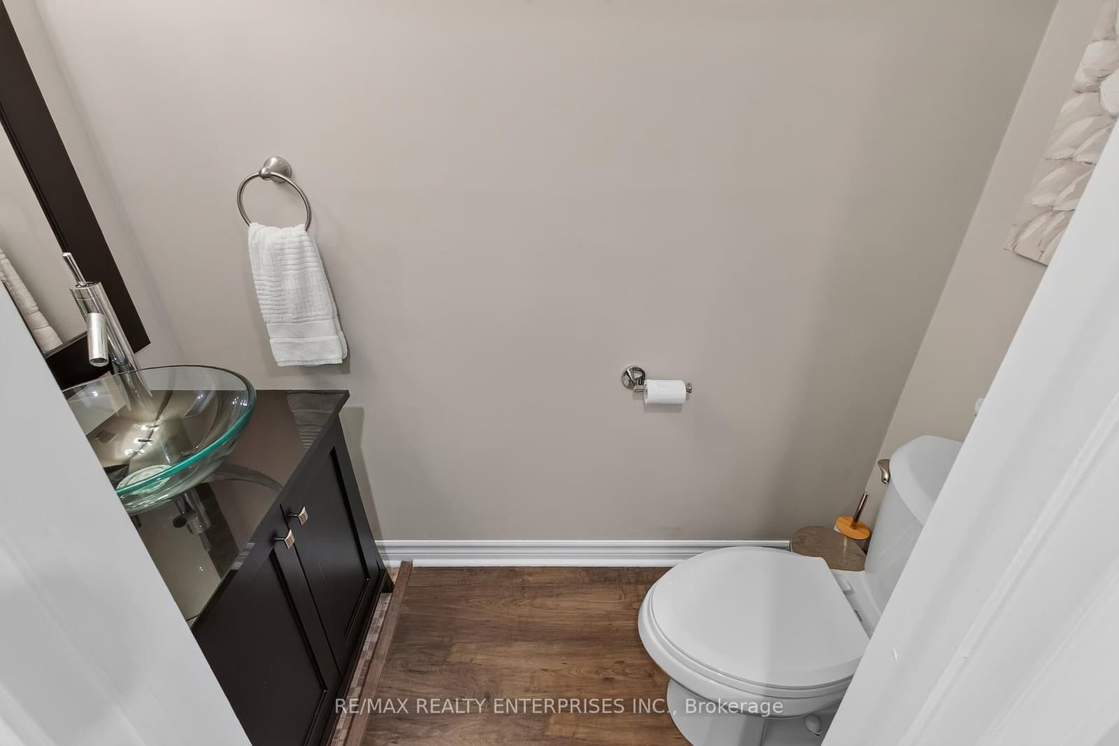 2110 Cleaver Avenue, Unit 219 thumbnail 20