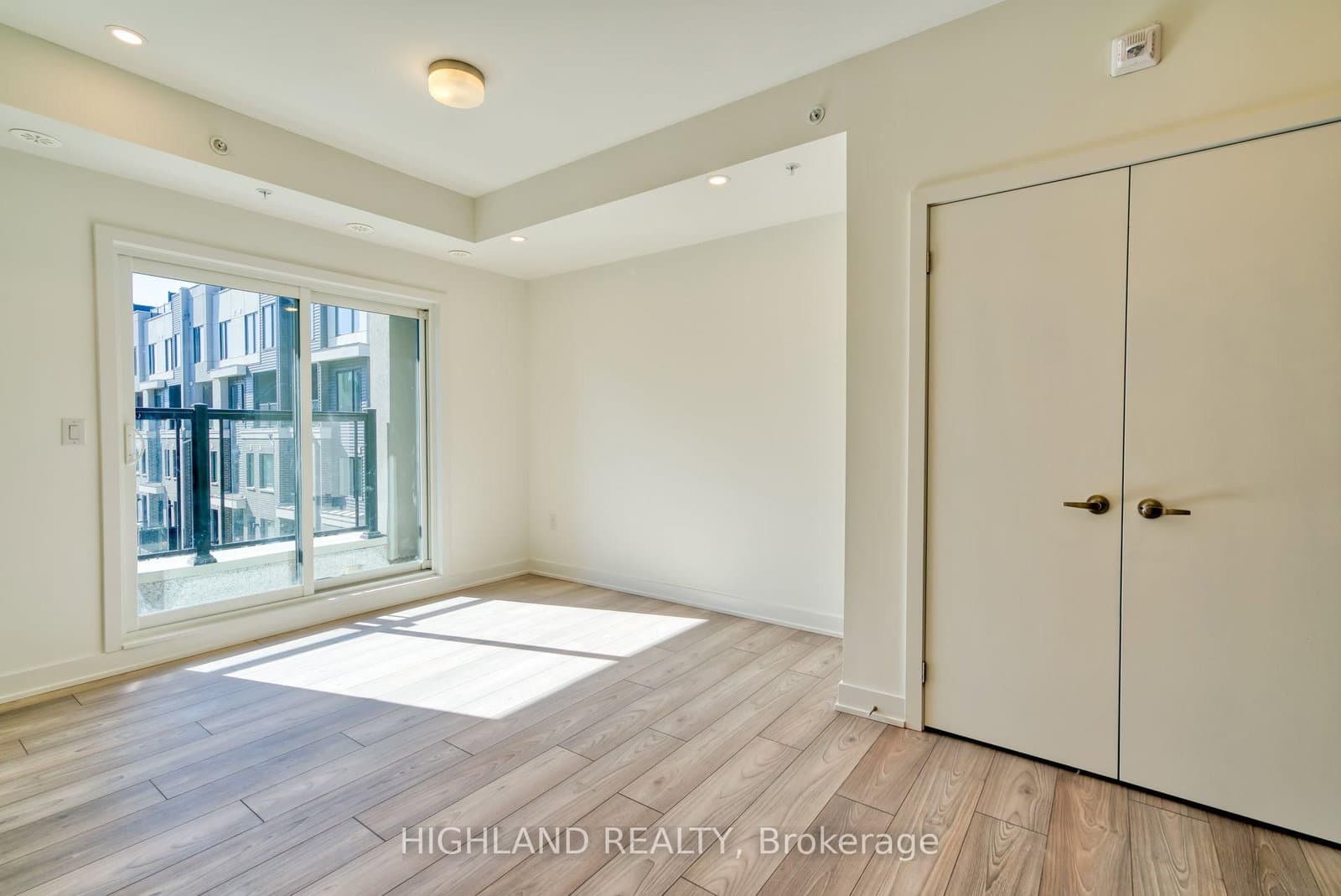 3473 Widdicombe Way, Unit 7 thumbnail 3