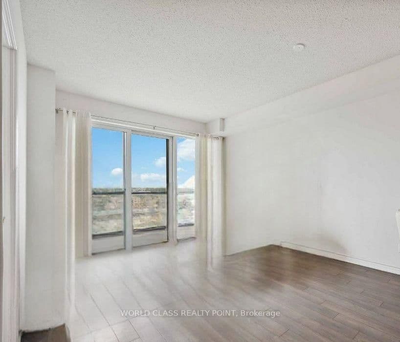 15 James Finlay Way, Unit 806 thumbnail 11