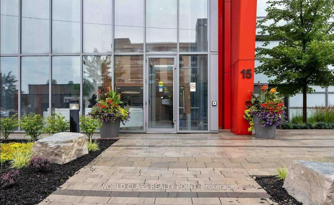 15 James Finlay Way, Unit 806 thumbnail 2