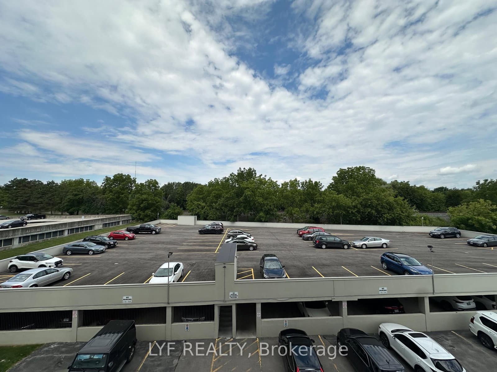 81 MILLSIDE Drive, Unit 401 thumbnail 18