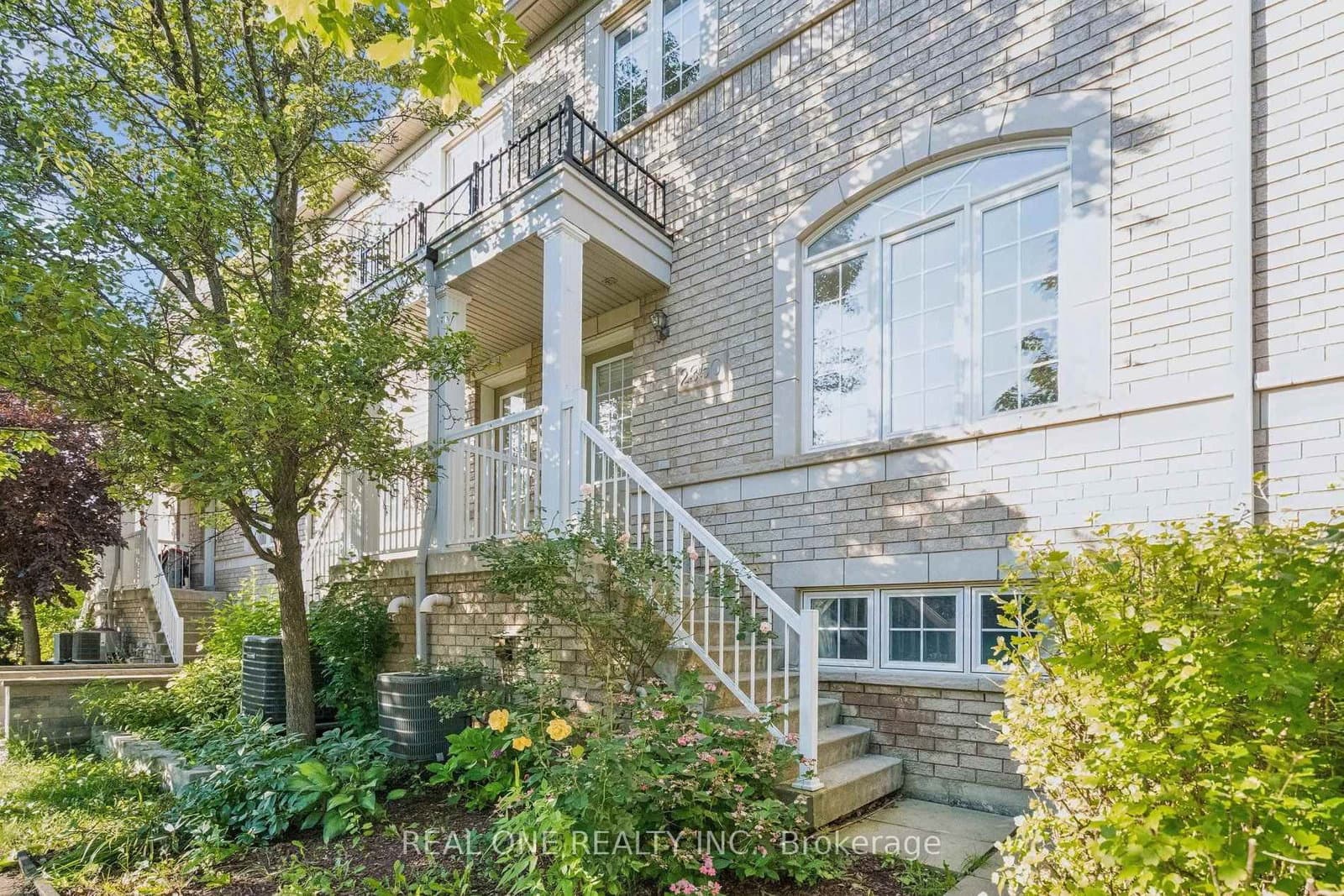 2350 Sutton Drive thumbnail 4