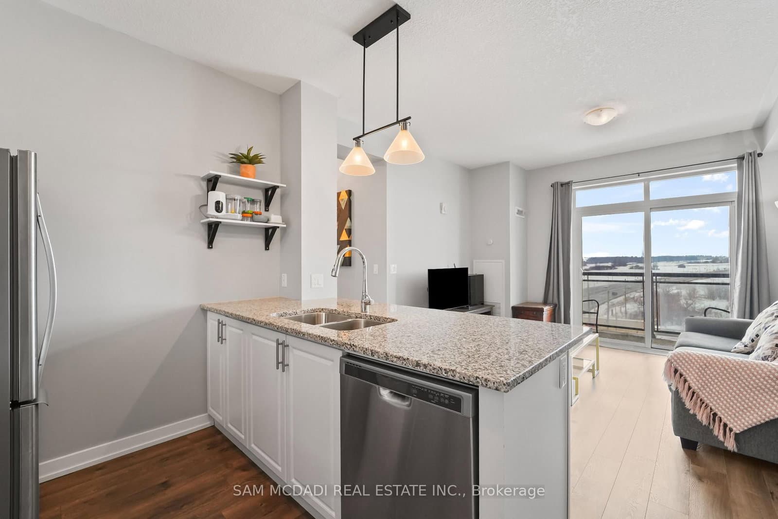 2490 Old Bronte Road, Unit 622 - Image 1