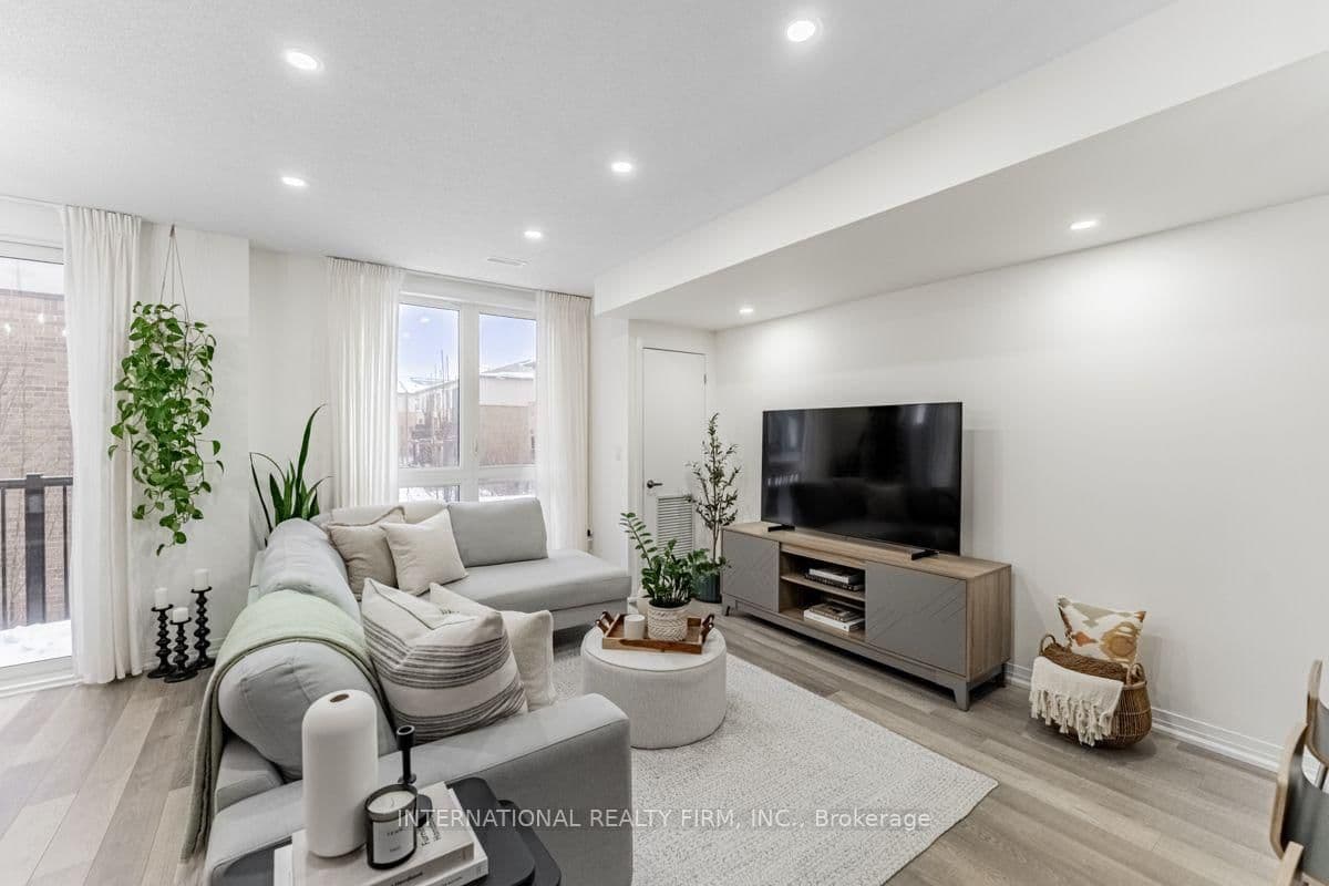 1206 Main Street E, Unit 211 thumbnail 15