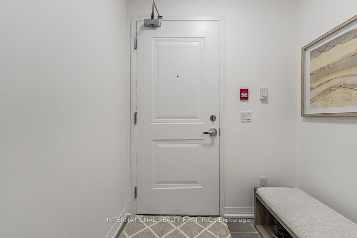 1206 Main Street E, Unit 211 thumbnail 3