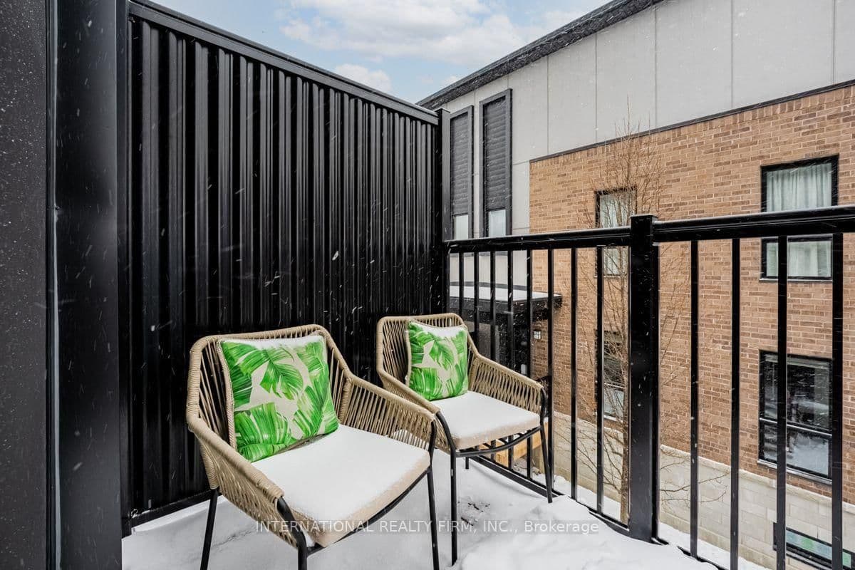 1206 Main Street E, Unit 211 thumbnail 33