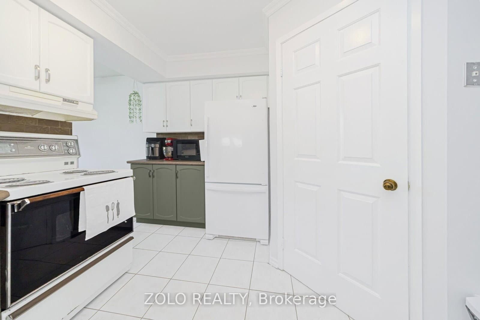 310 Mill Street S, Unit 105 thumbnail 11