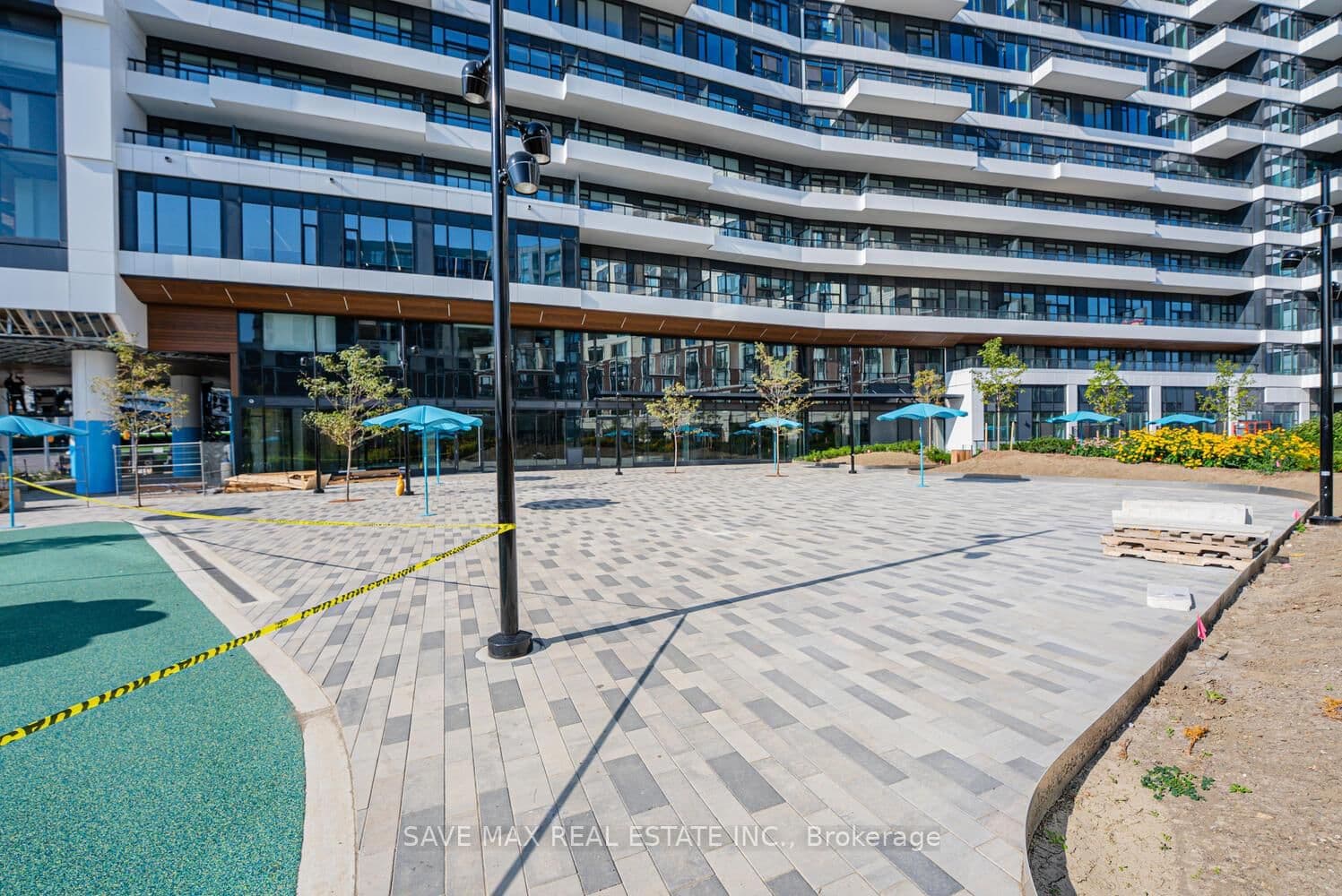 2485 Eglinton Avenue W, Unit 402 thumbnail 49