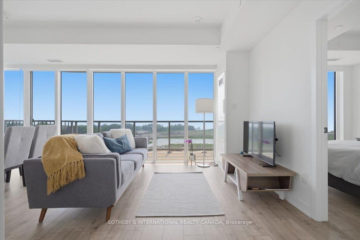 220 Missinnihe Way, Unit 705