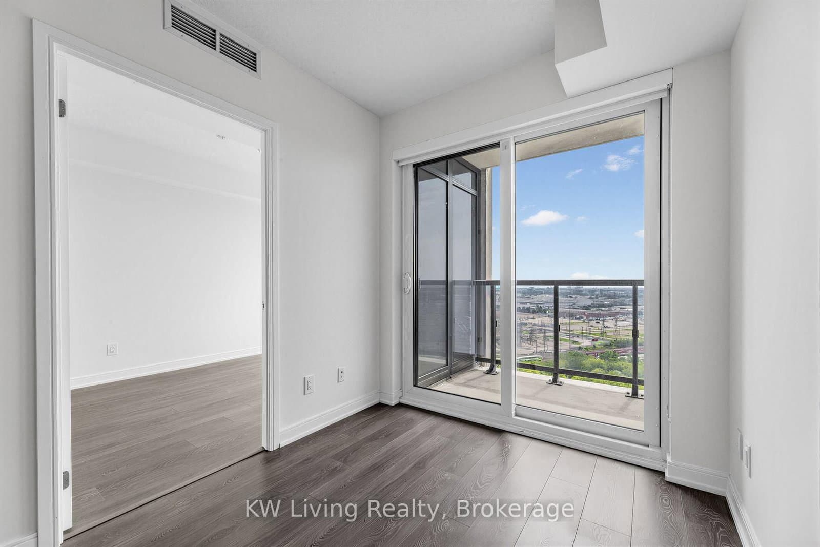 30 Samuel Wood Way, Unit 2009 thumbnail 13