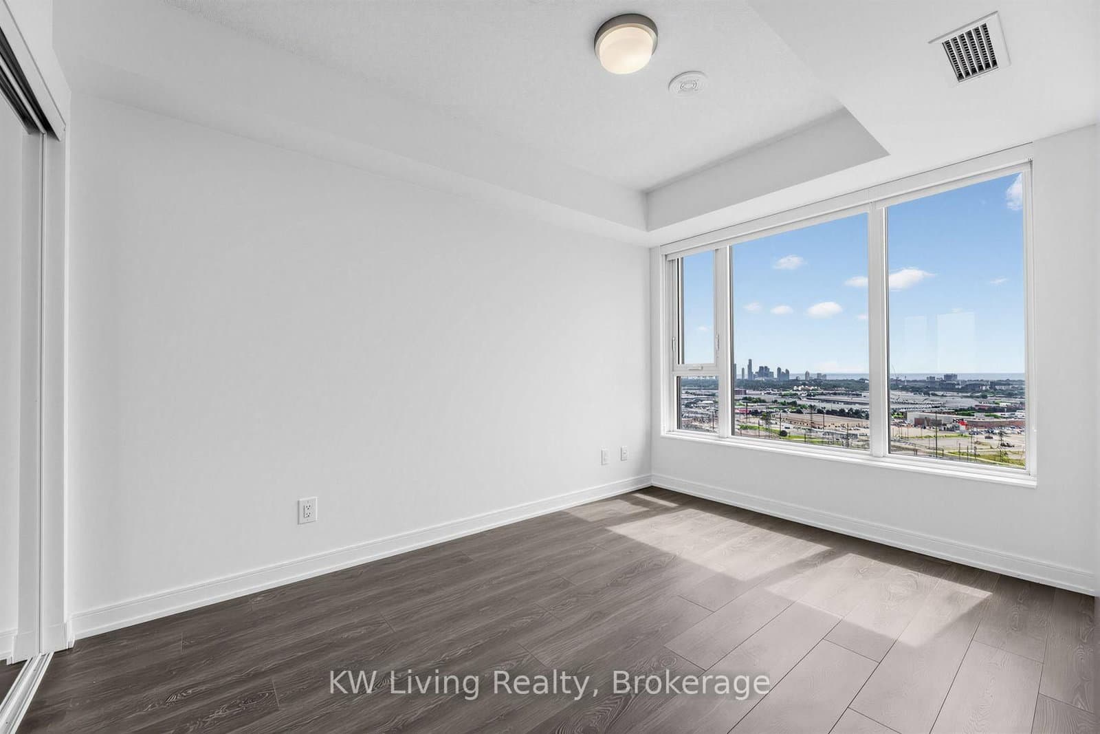 30 Samuel Wood Way, Unit 2009 thumbnail 16