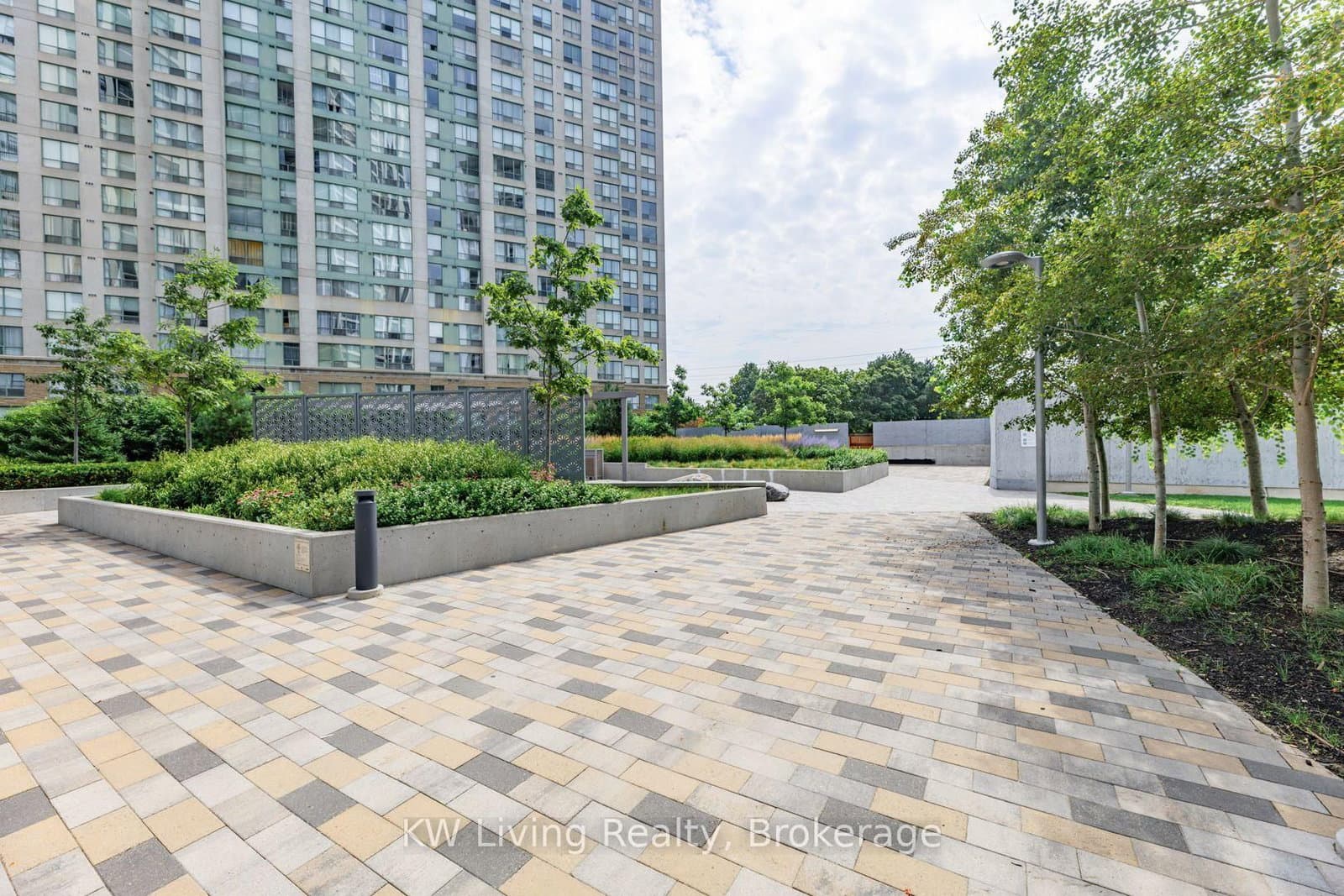 30 Samuel Wood Way, Unit 2009 thumbnail 31