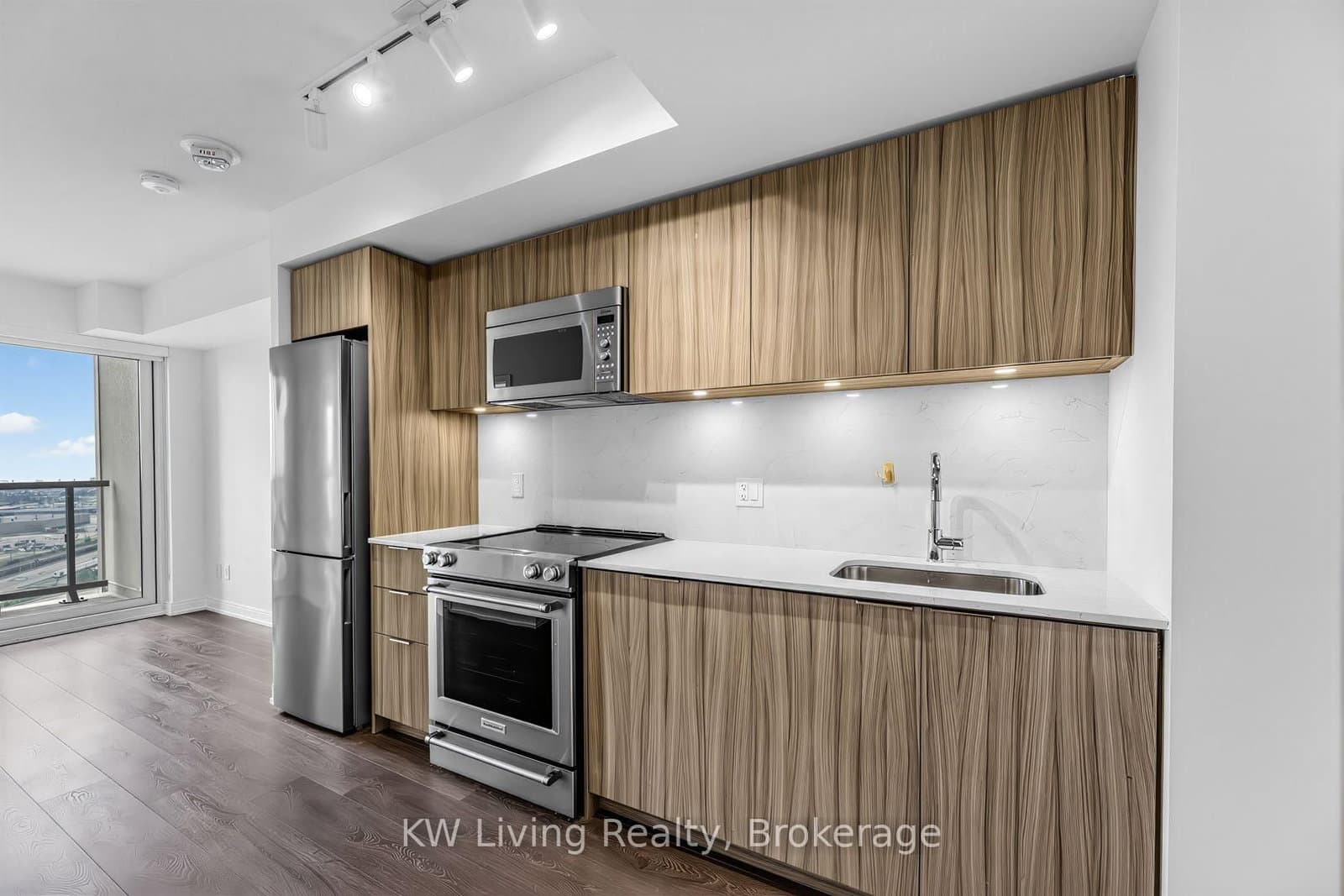 30 Samuel Wood Way, Unit 2009 thumbnail 5
