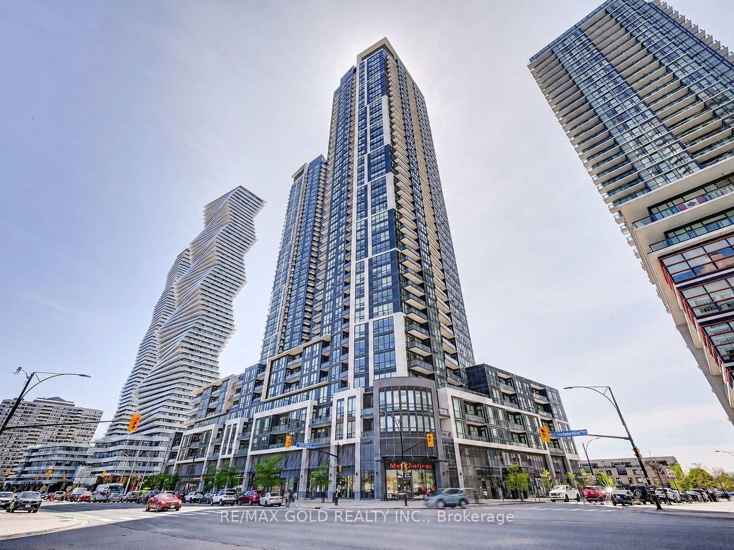#2006 - 510 Curran Place