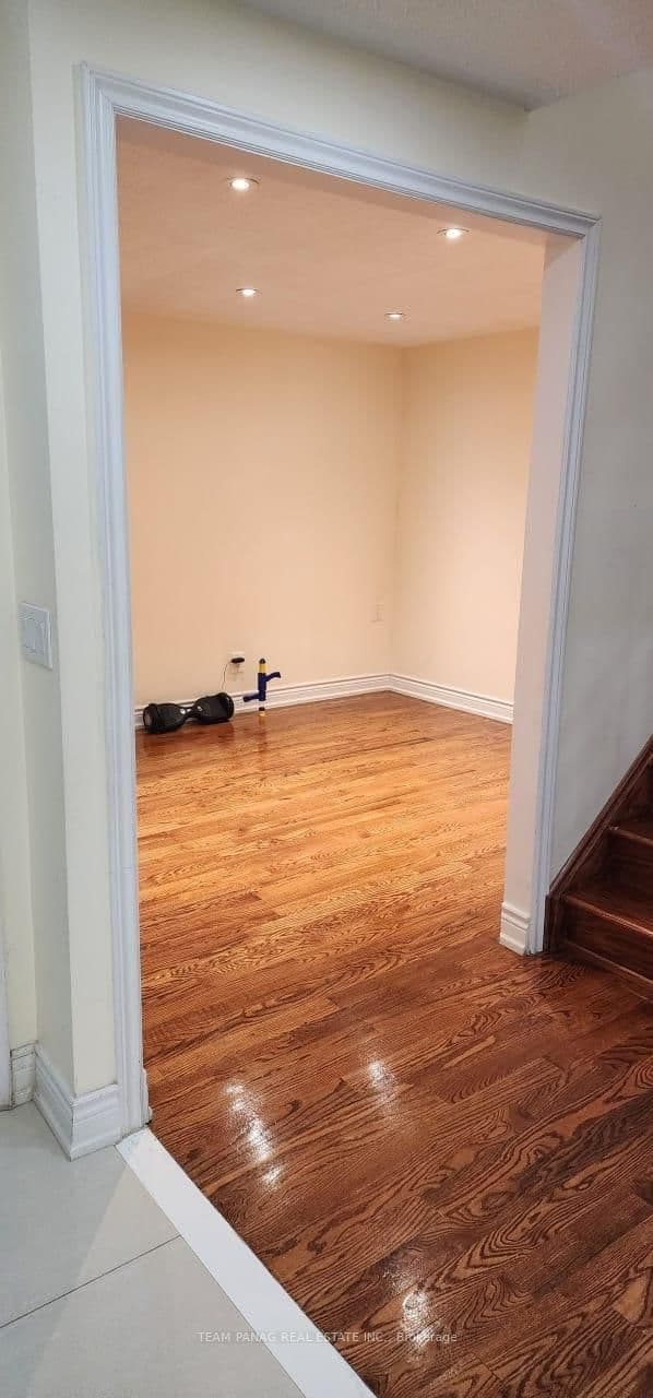 12 Jeremy Place, Unit #Upper thumbnail 24
