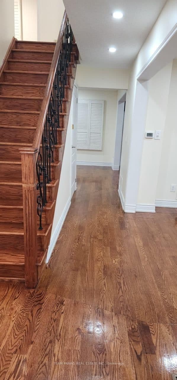 12 Jeremy Place, Unit #Upper thumbnail 25