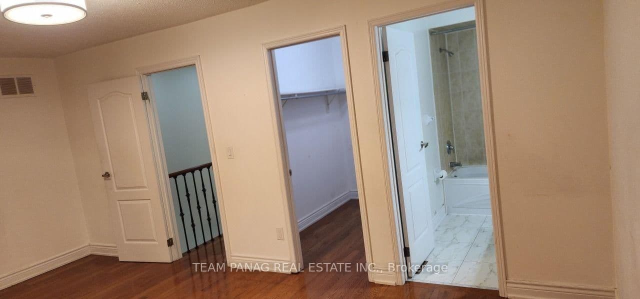 12 Jeremy Place, Unit #Upper thumbnail 5