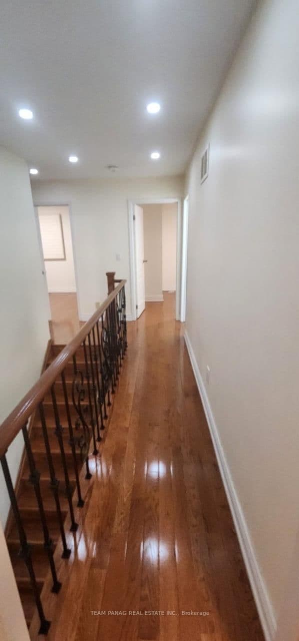 12 Jeremy Place, Unit #Upper thumbnail 7