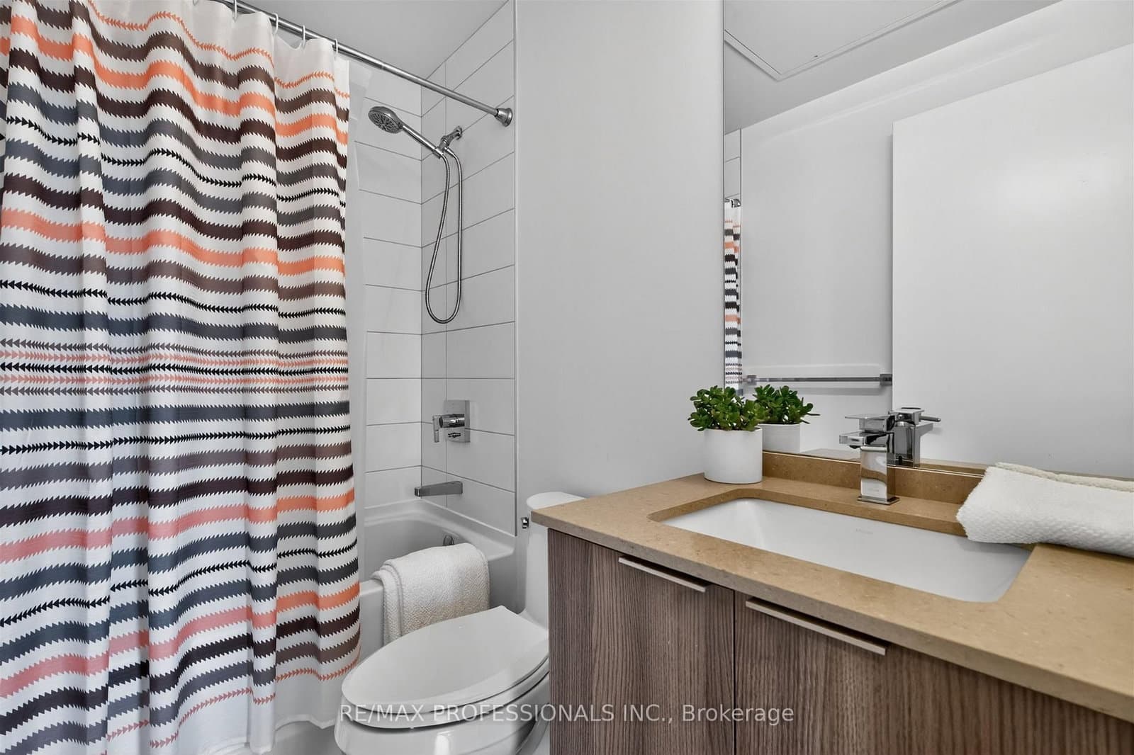 10 Brin Drive, Unit TH48 thumbnail 17