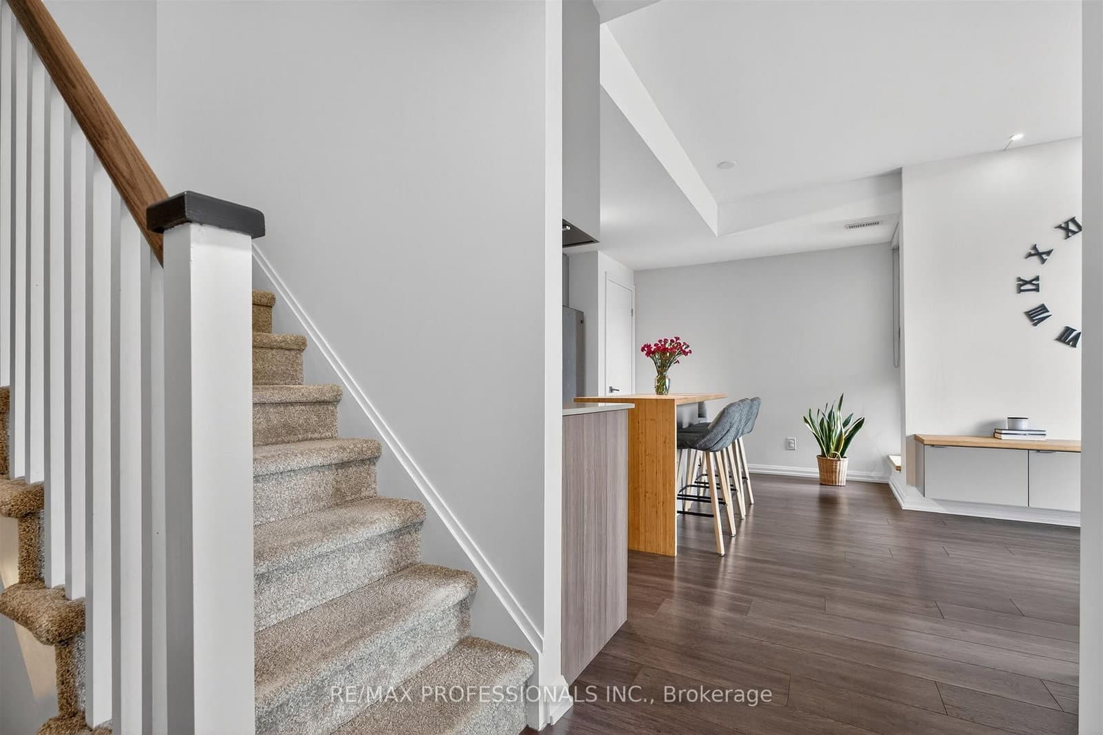 10 Brin Drive, Unit TH48 thumbnail 3