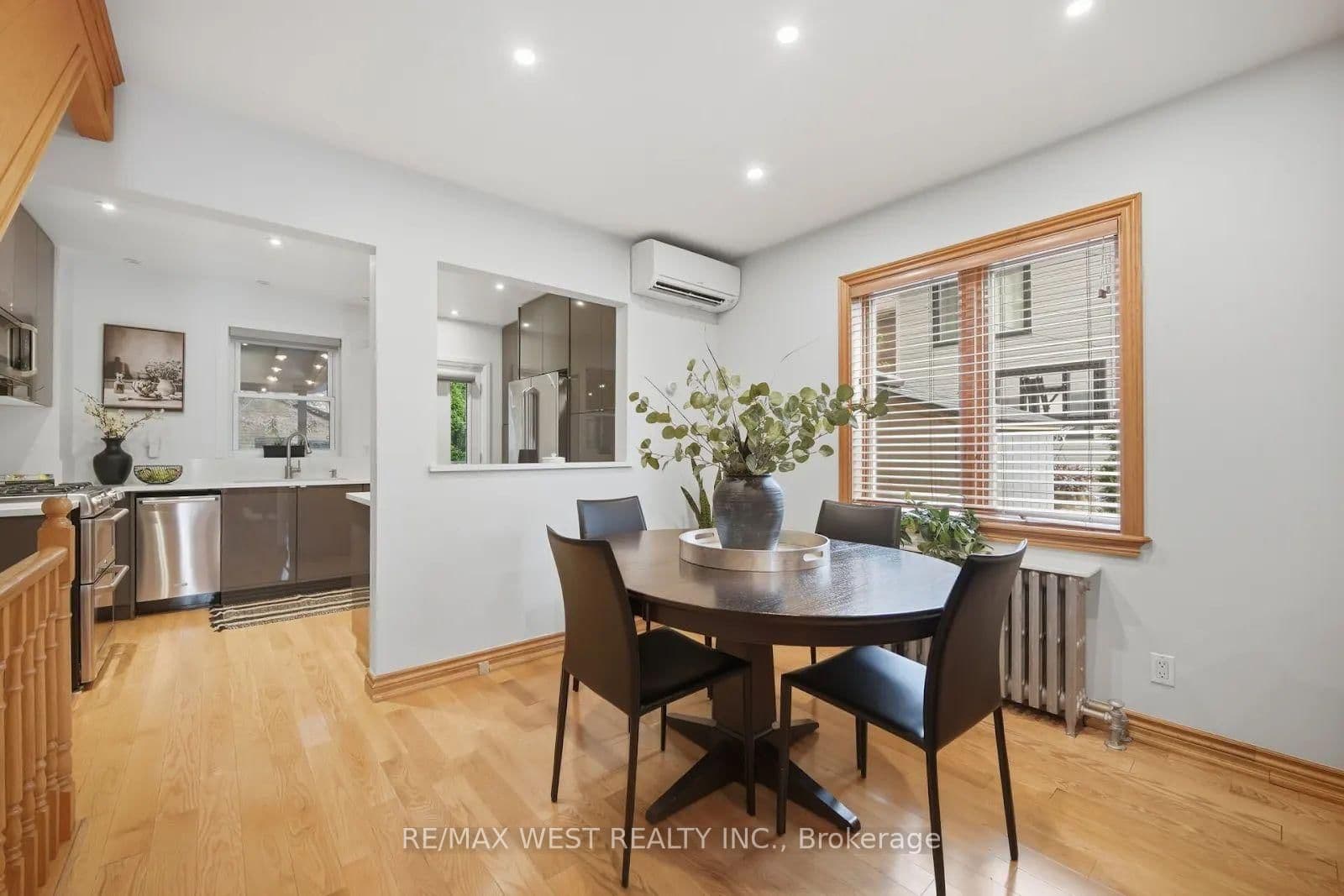 151 Jane Street thumbnail 10