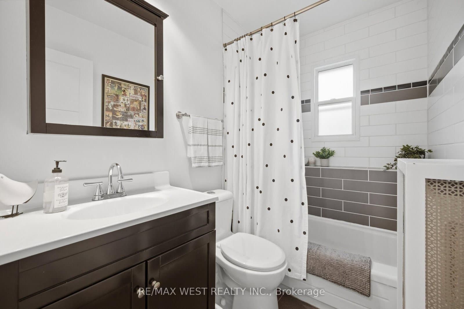 151 Jane Street thumbnail 28
