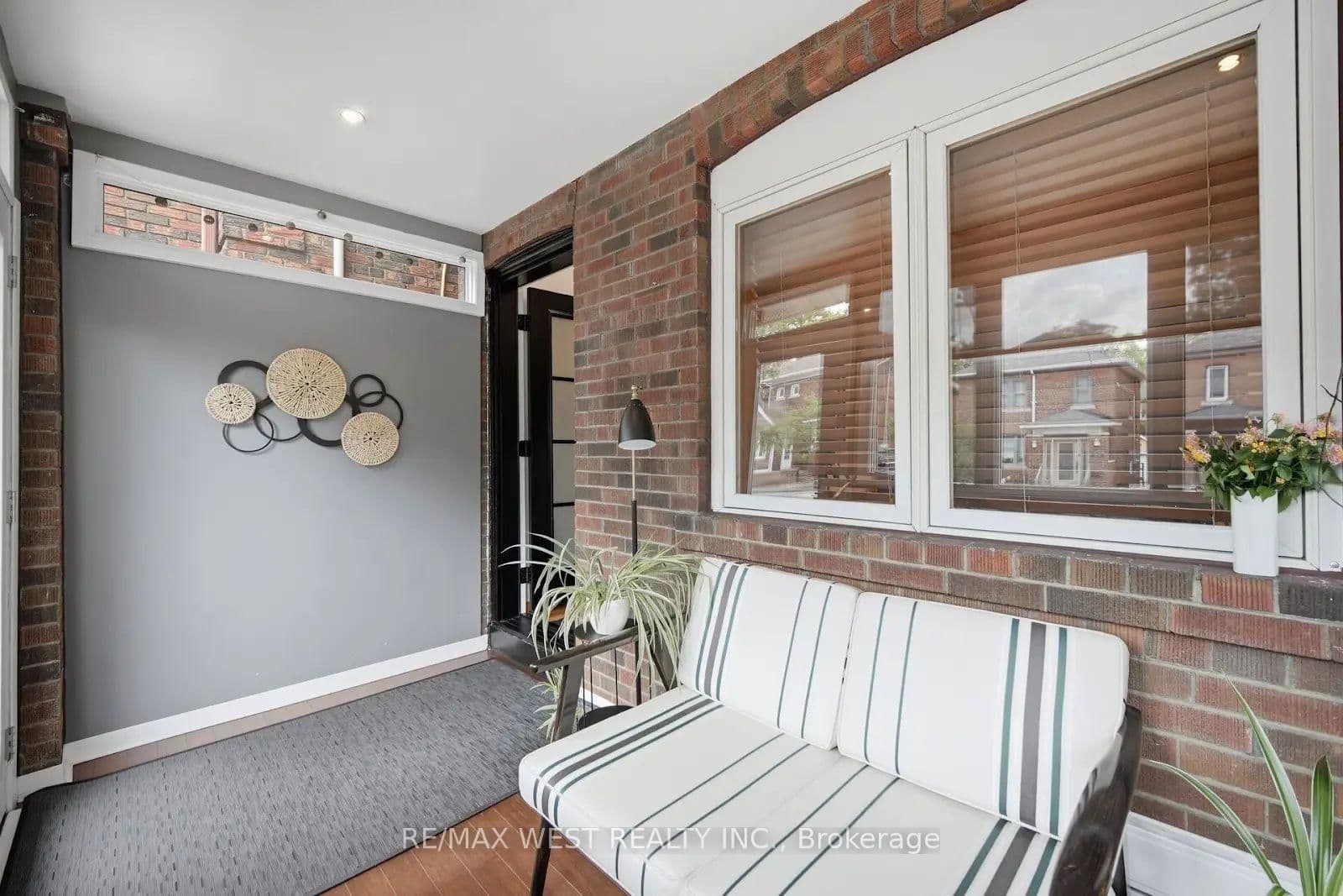 151 Jane Street thumbnail 5
