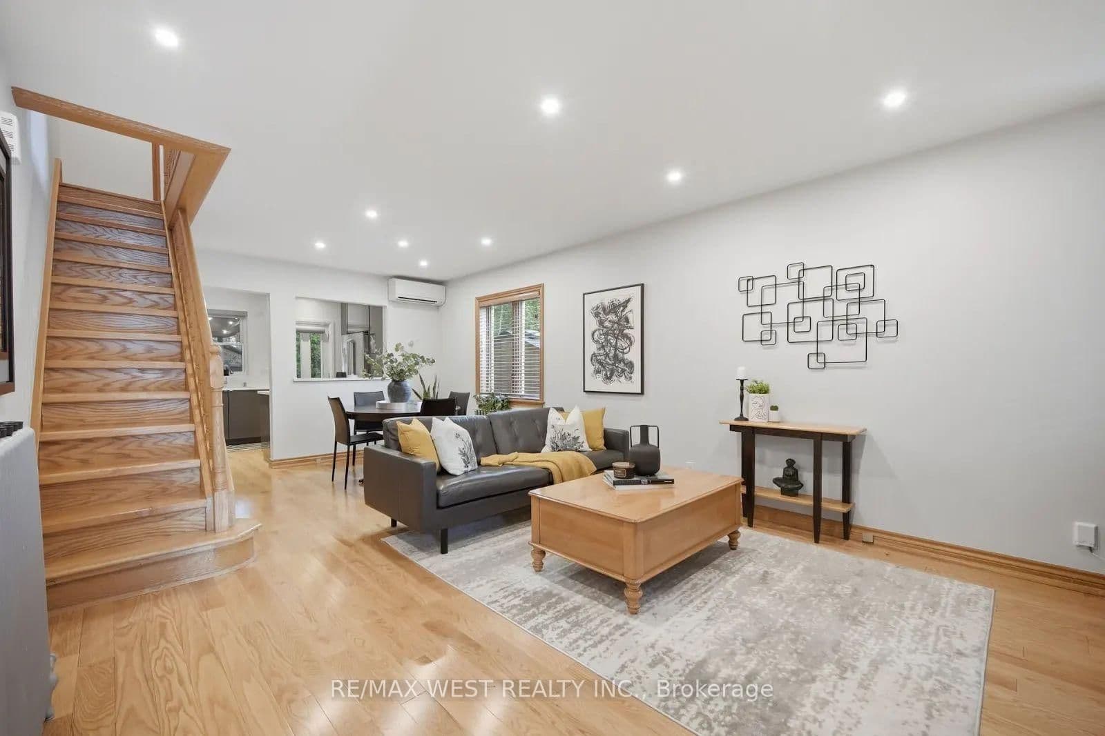 151 Jane Street thumbnail 8