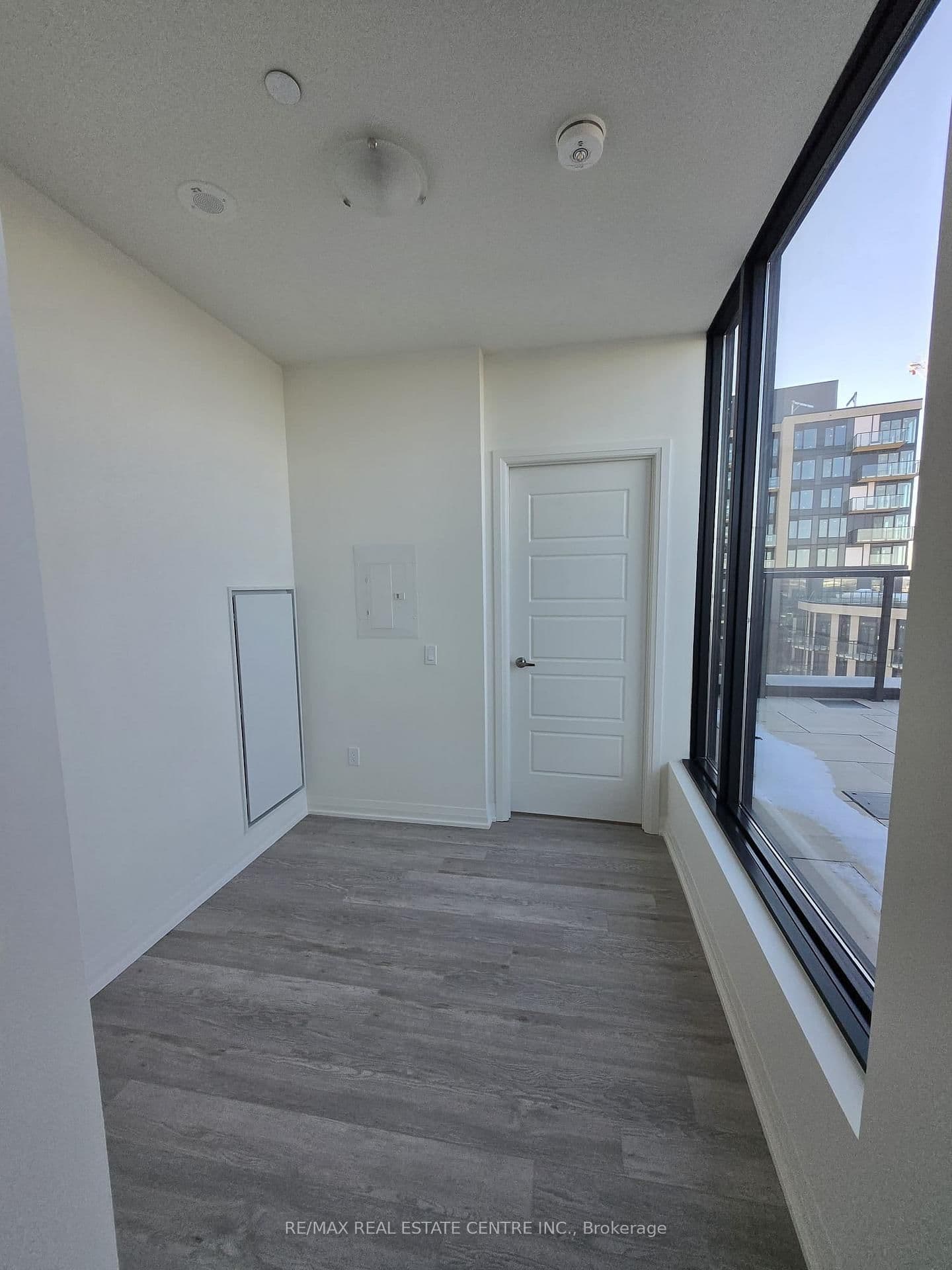 1415 Dundas Street S, Unit 701 thumbnail 13