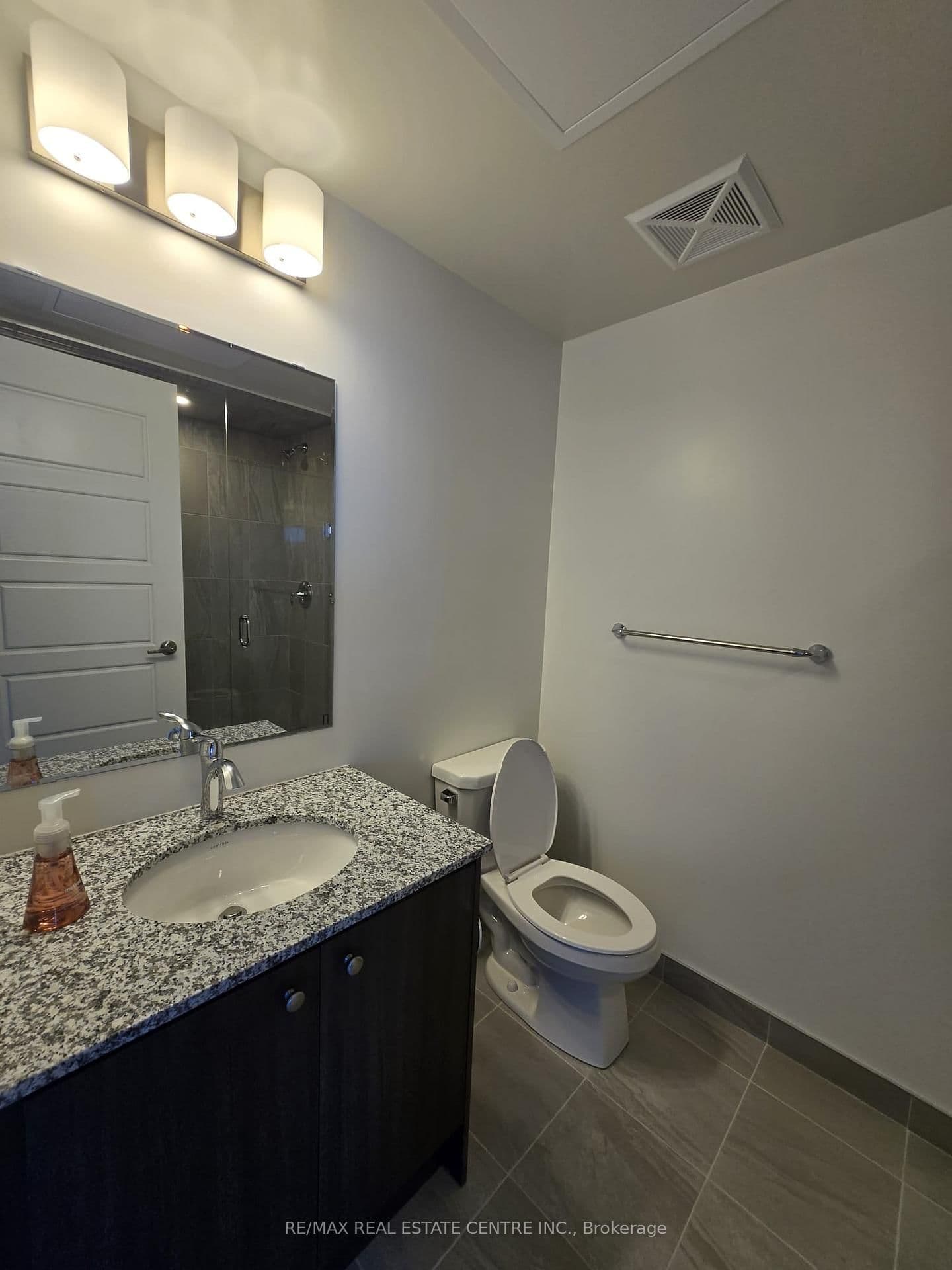 1415 Dundas Street S, Unit 701 thumbnail 9