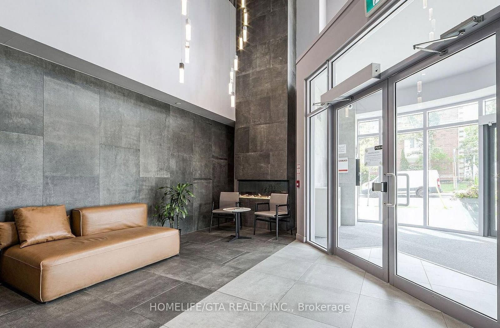 2433 Dufferin Street, Unit 208 thumbnail 3