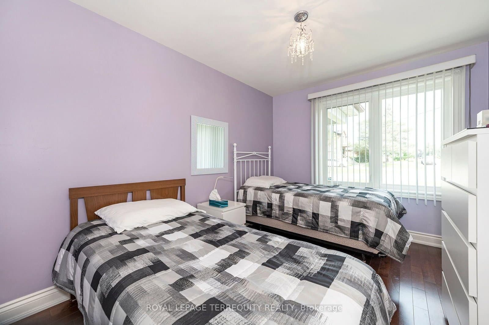 19 Battersea Crescent thumbnail 13