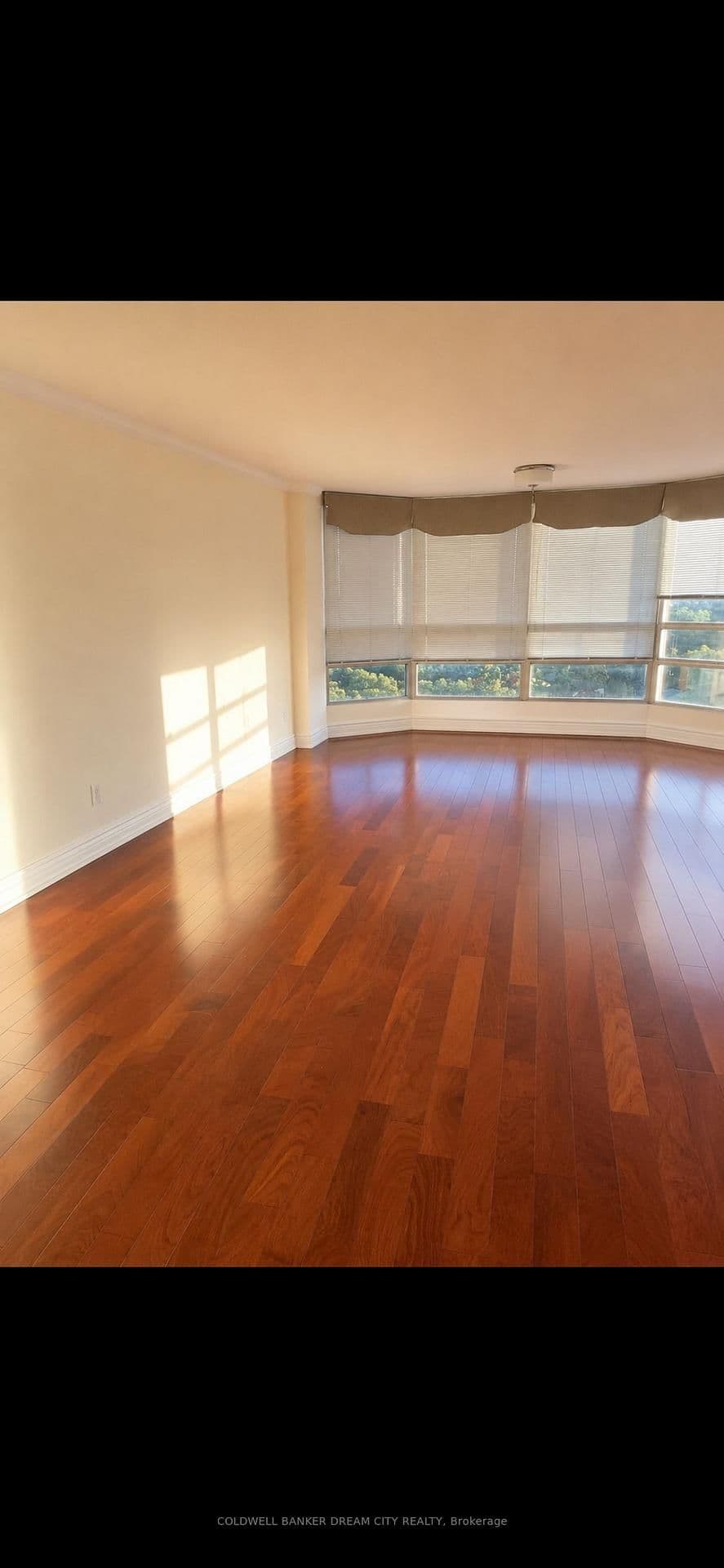 310 Mill Street S, Unit 809 thumbnail 3