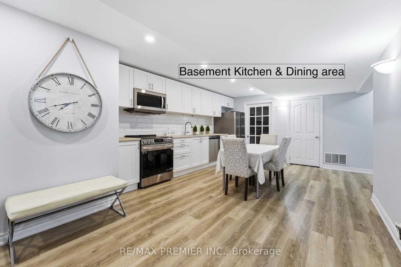 2304 Sovereign Street thumbnail 20