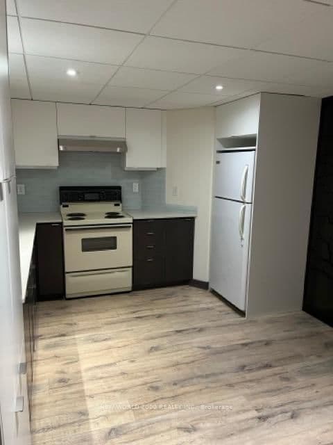 21 Flamingo Crescent, Unit Unit 2 thumbnail 3