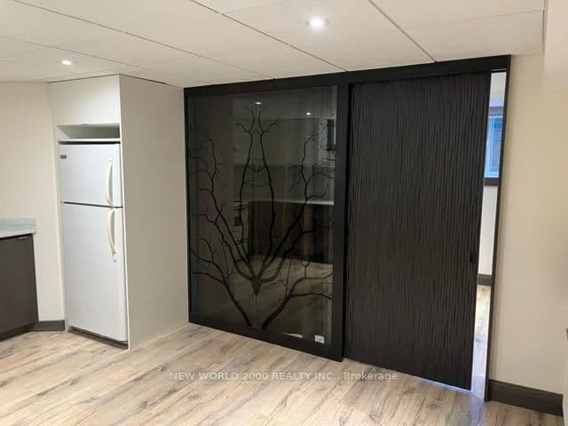 21 Flamingo Crescent, Unit Unit 2 thumbnail 6